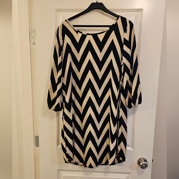 Zenobia Tunic Dress - Picture 3 of 4